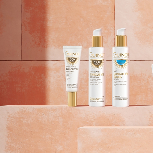Why protect yourself from UV rays ?